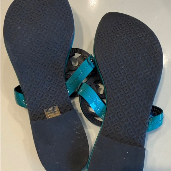 Teal Patent Leather Logo Cutout Thong Sandals - Picture 4 of 4